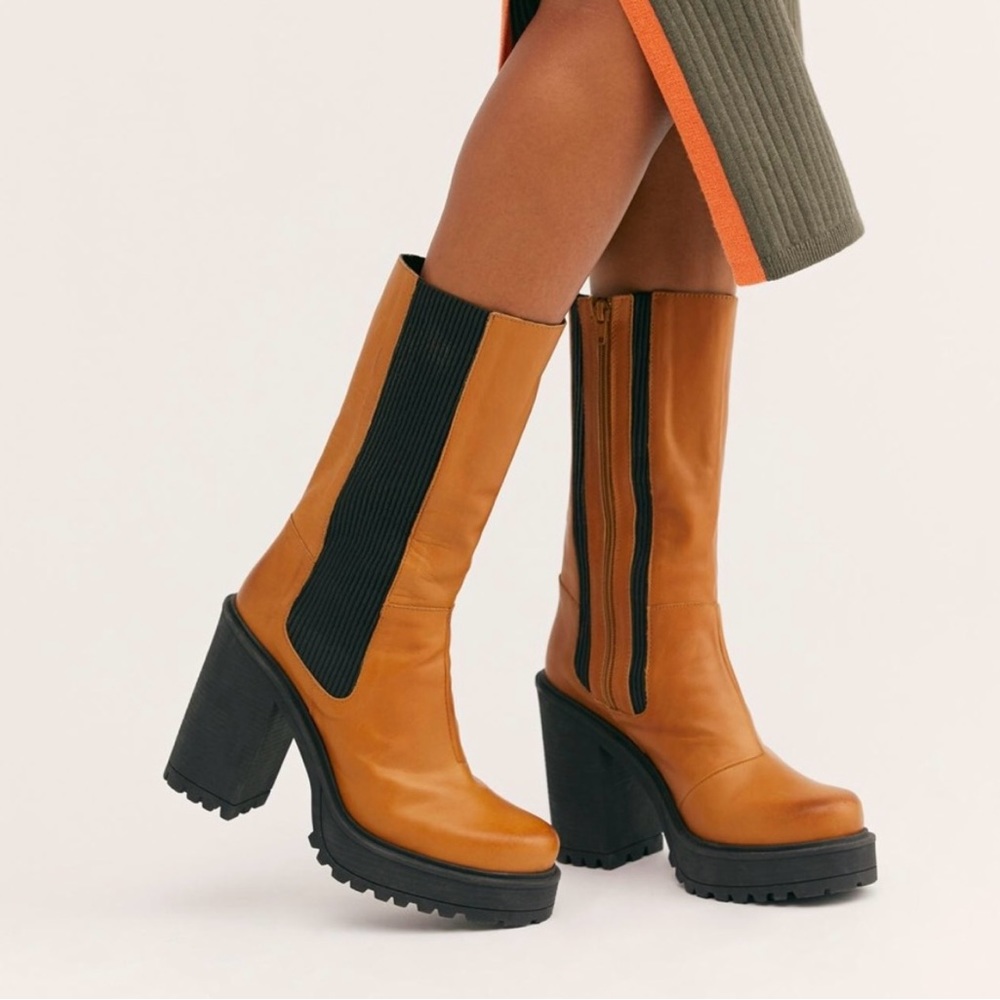 Free People Tristan Chelsea Boots Size 7.5